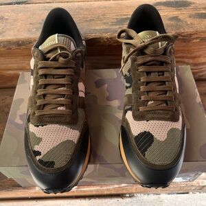 These are Valentino Garavani Rockrunner Sneakers Green camo colorway